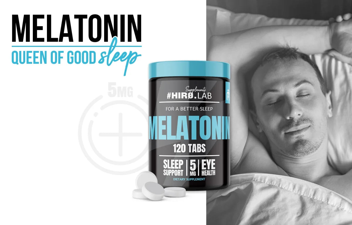 Hiro Lab Melatonin 5 mg – 120 Tabletten, Dose und weiße Tabletten neben einem schlafenden Mann.